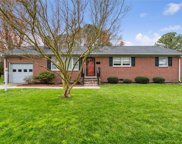 105 Marcella Road, Hampton Langley image