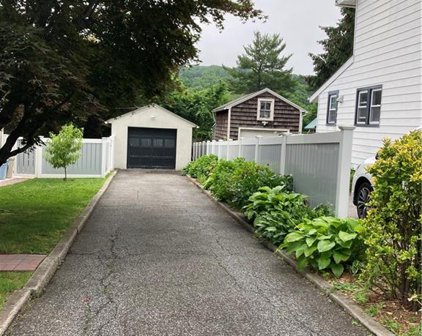 51 Southfield Avenue, Dobbs Ferry