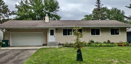 439 10th Avenue NW, New Brighton