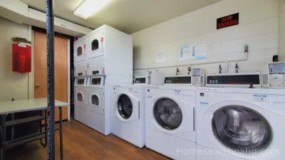 Six Twenty Sheridan Community Laundry