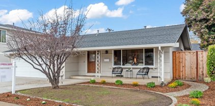 4701 Stratford Avenue, Fremont