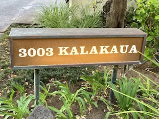 3003 Kalakaua Sign