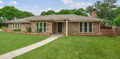 2812 Canyon Valley  Trail, Plano