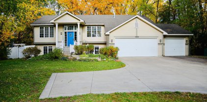 1055 W County Road D, Shoreview