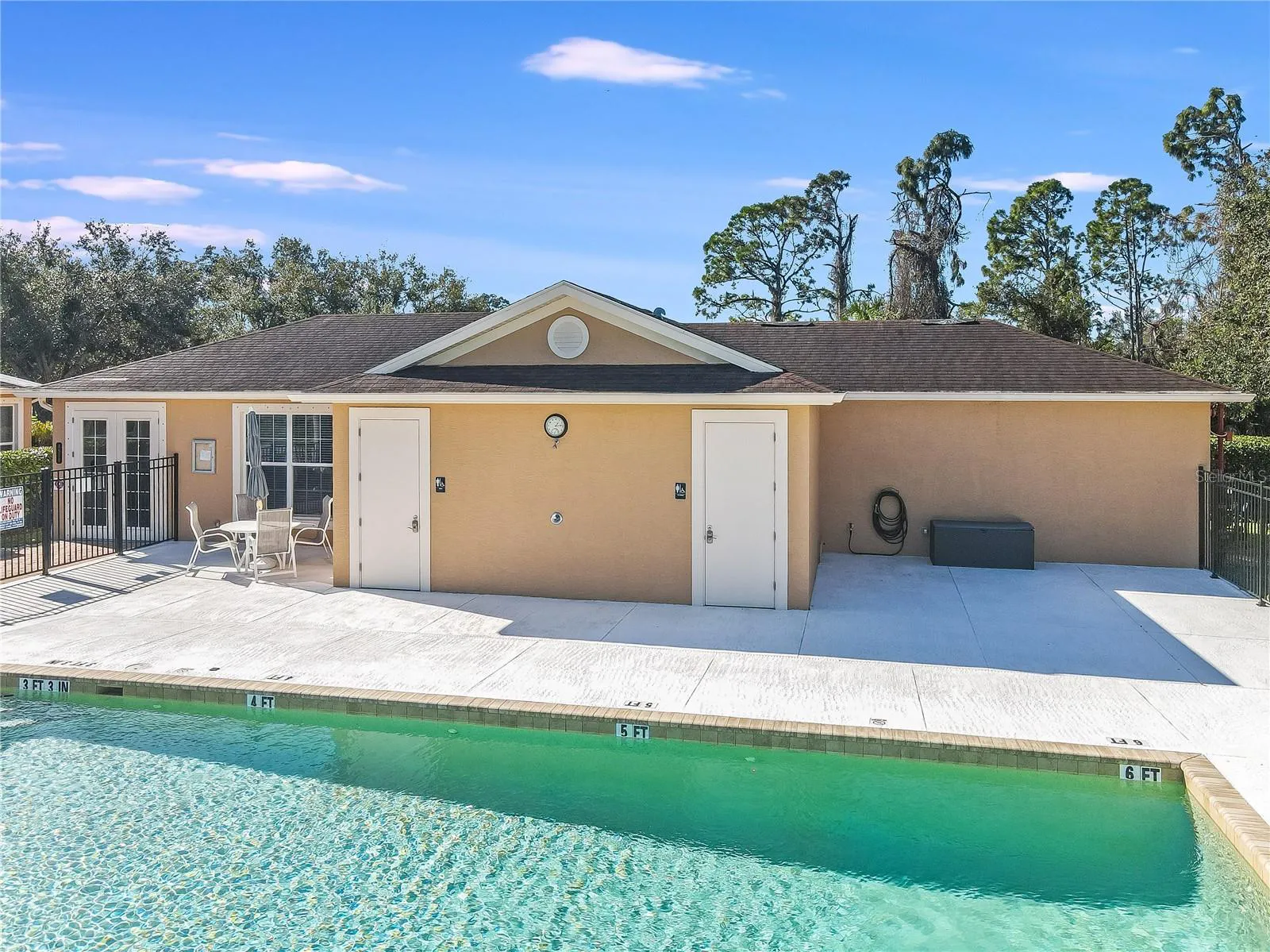 Pool and clubhouse at Turnberry Trace in North Port Florida