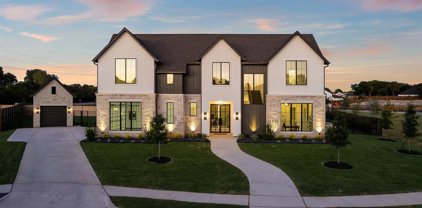 110 Laila  Court, Colleyville