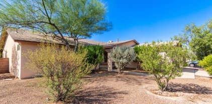 10070 E Falcon Point, Tucson