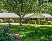 170 Kingfisher  Drive, Mooresville image