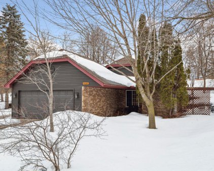 6105 Concord Hill Lane, Minnetonka
