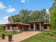 42 BERESFORD, Bloomfield Hills image