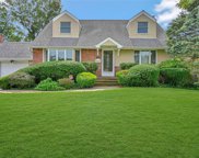31 Birchwood Park Drive, Syosset image