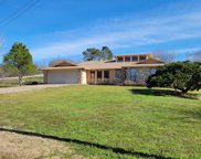 1827 Lacy Drive, Marble Falls image