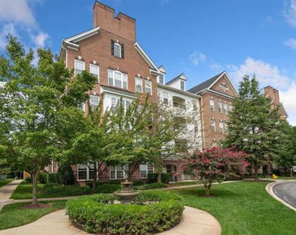 5801 Clipper Ln Unit #407, Clarksville