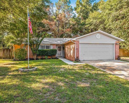 5506 Chantilly Cir, Milton