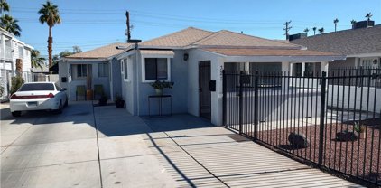321 S 10th Street, Las Vegas