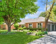 10 N Highview Circle, Hawthorn Woods image
