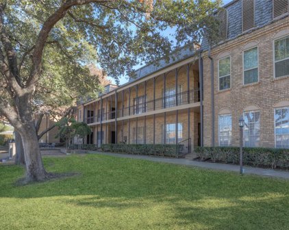 4312 Bellaire S Drive Unit 215, Fort Worth