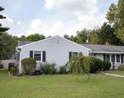 722 W Ivy Dr, Seaford image