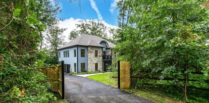 8730 Shadow Lawn Ct, Annandale