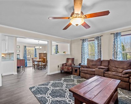 3727 Indian Trail, West Suffolk