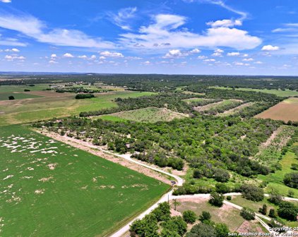 281 Cr 475, Castroville