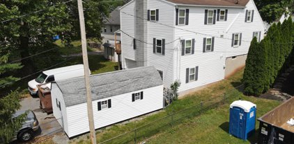 34 S 6th St, Mount Wolf