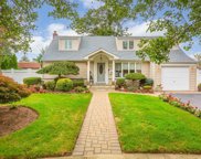 1601 Paula Court, Bellmore image