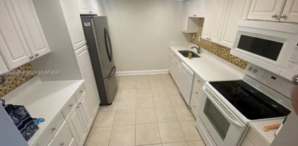 800 Parkview Dr Unit #131, Hallandale Beach