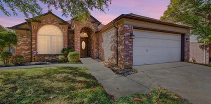 7301 Coventry  Circle, North Richland Hills