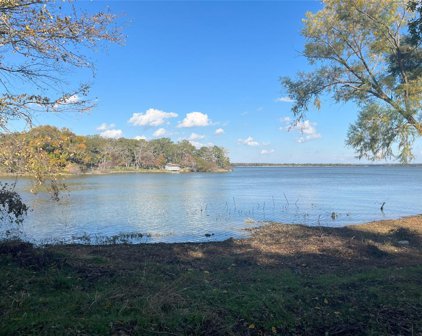 Lot 81 Open Water  Point, Quinlan