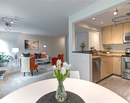 8240 126th Avenue NE Unit #A-103, Kirkland