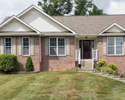 1662 Windriver Rd, Clarksville