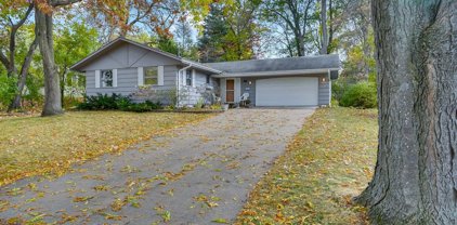 8111 35 1/2 Avenue N, New Hope