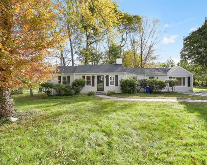 34 Red Oak Lane, Mount Kisco