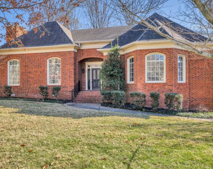 135 Laural Hill Dr, Smyrna