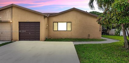 9790 W Daffodil Ln, Miramar