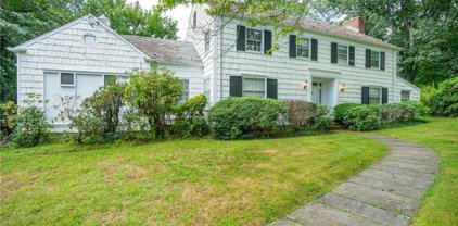 5 Larch Lane, Larchmont