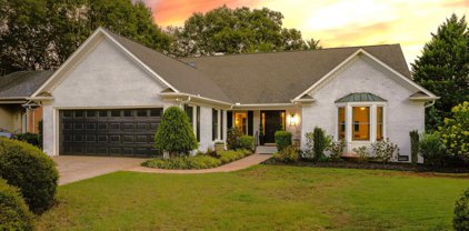 129 River Oaks Road, Greer