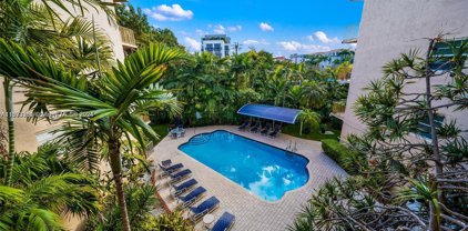 1120 99th St Unit #305, Bay Harbor Islands