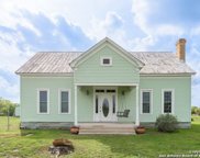 2015 Hoffman Rd, Seguin image