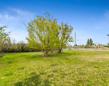 204 1st Avenue Nw, Foothills County