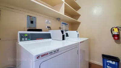 Royal Aloha Laundry Room