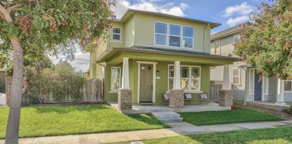 233 Legacy Drive, King City