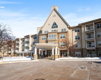 5650 Boone Avenue N Unit #318, New Hope