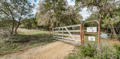 250 Dry Bed Rd, Pipe Creek