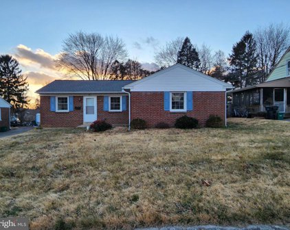 431 Hostetter Dr, Millersville