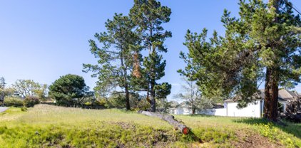 20 Alta Mesa CIR, Monterey