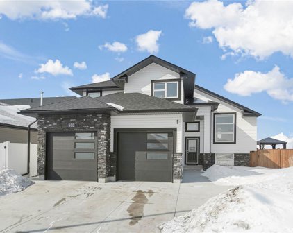 855 Hargreaves  Manor, Saskatoon
