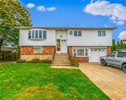 109 Washington Place, Massapequa image