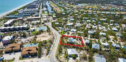 676 Cardium  Street, Sanibel